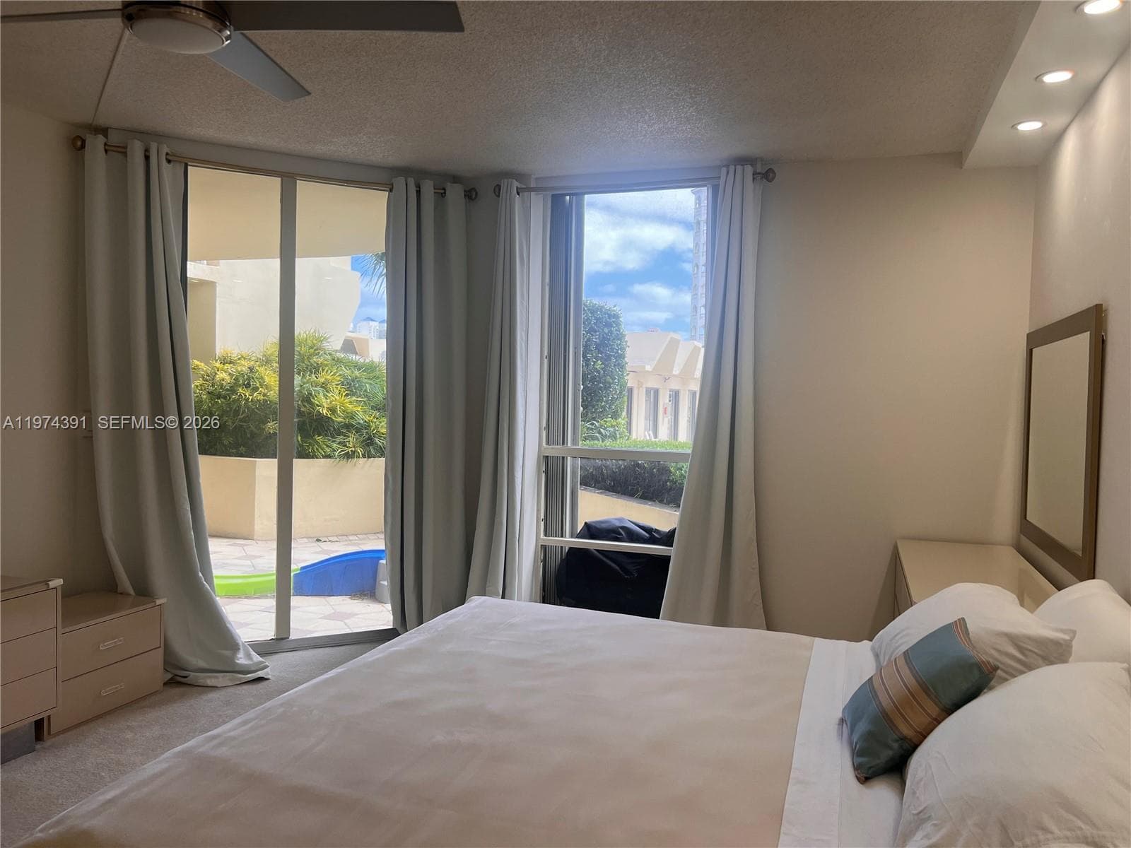 20191 Country Club Dr 407 photo 20