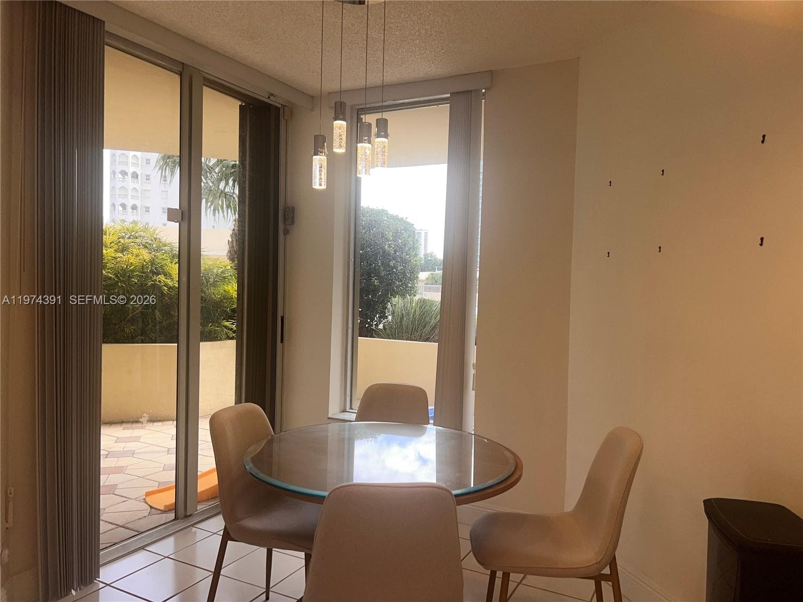 20191 Country Club Dr 407 photo 11
