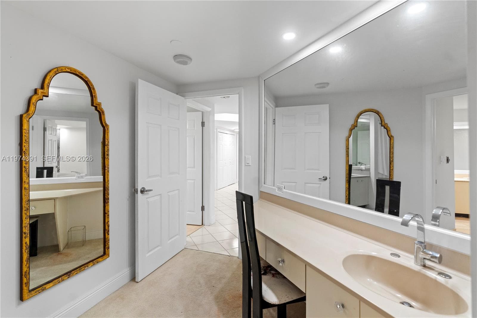 20191 Country Club Dr 407 photo 21