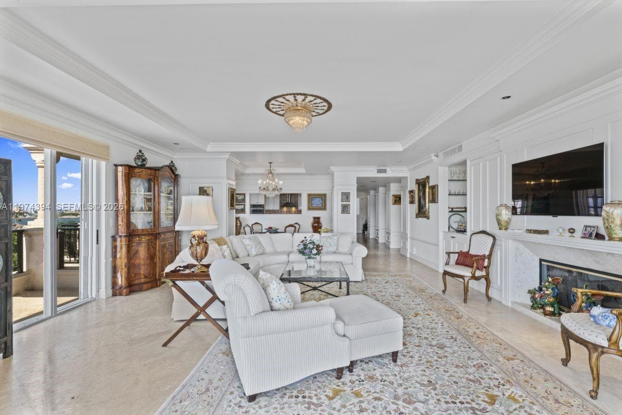 5266 Fisher Island Dr 5266 photo 7