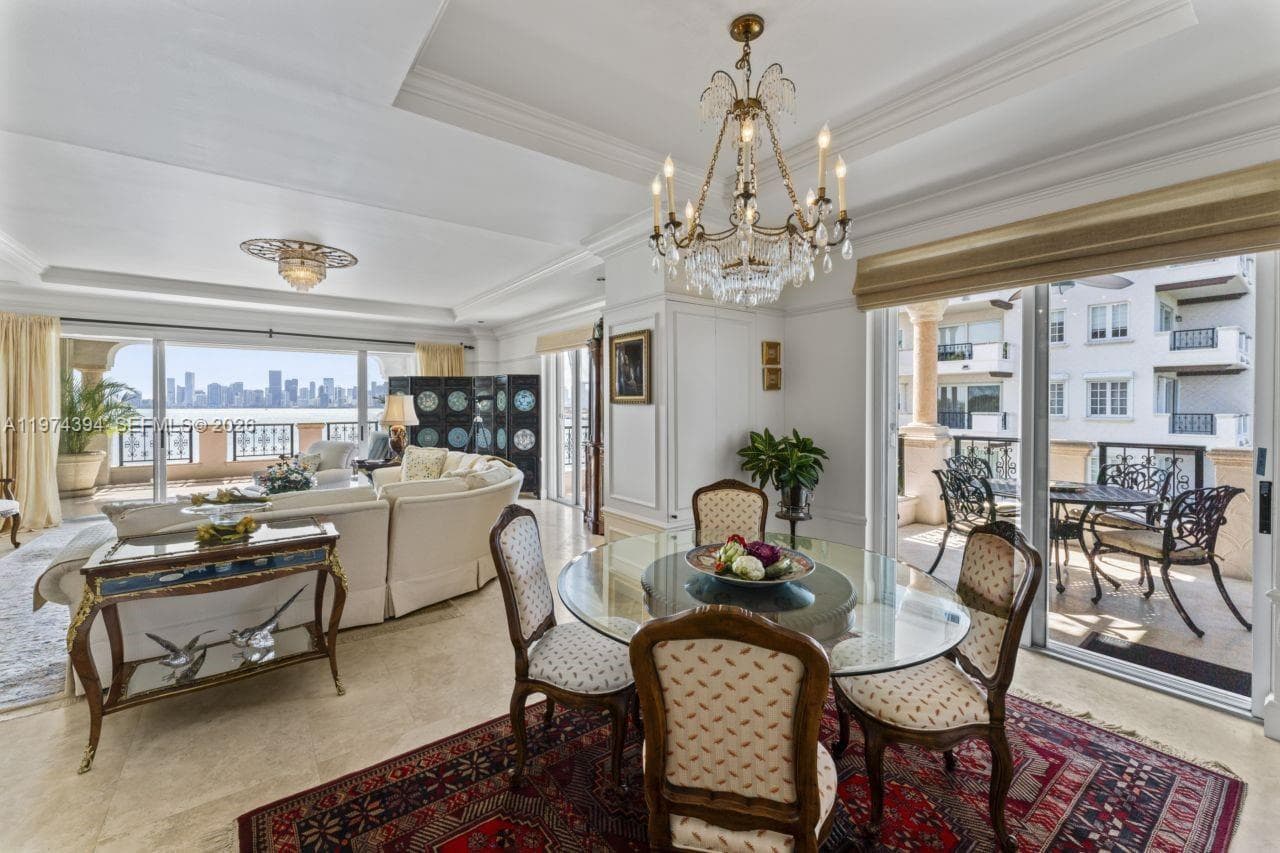 5266 Fisher Island Dr 5266 photo 15