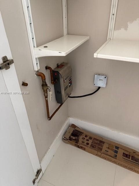 3600 170th St 407 photo 9