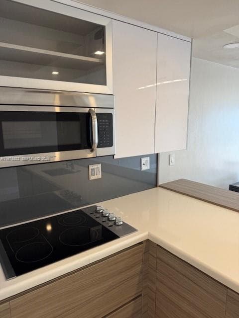 3600 170th St 407 photo 8