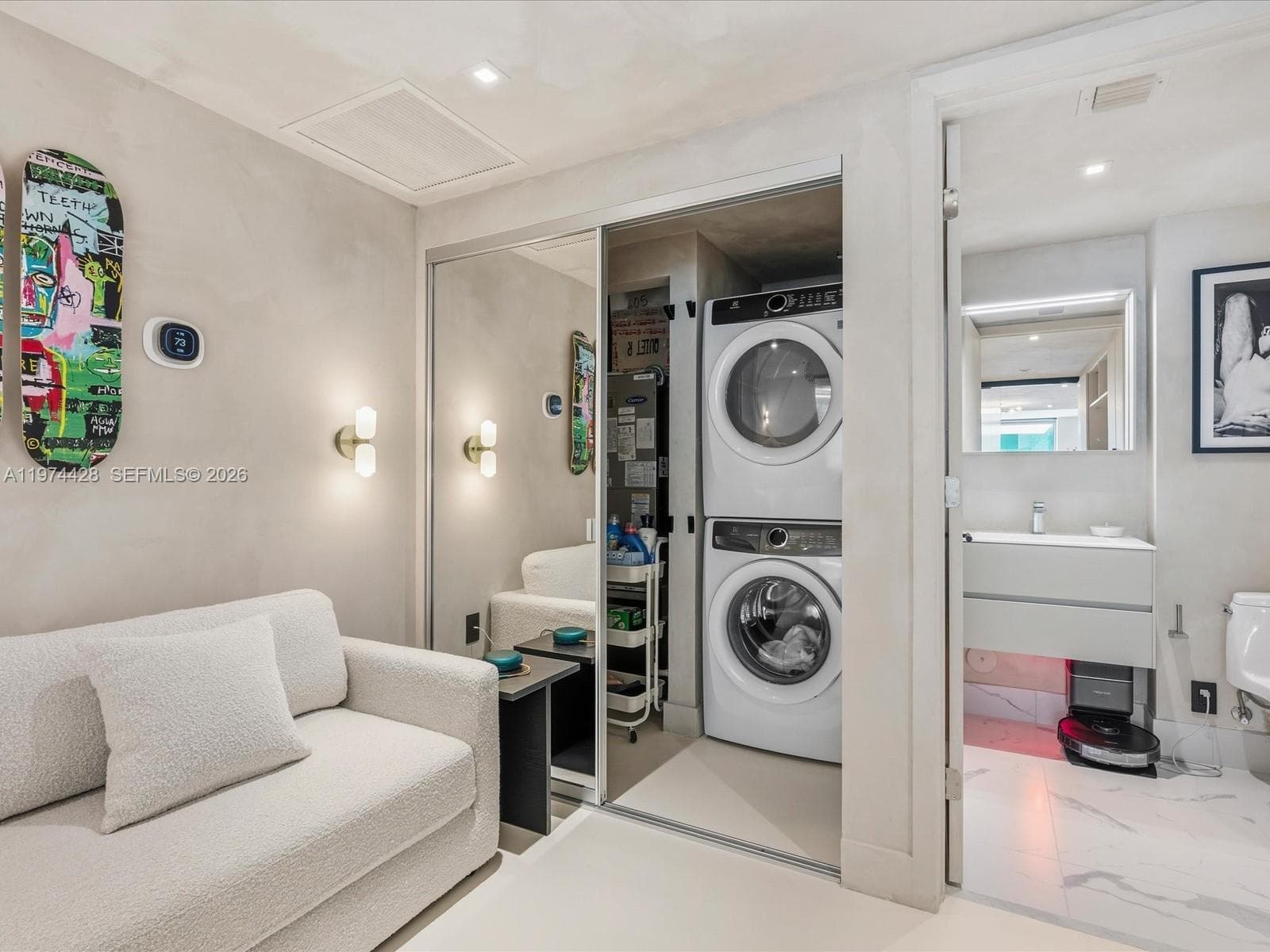 9521 Bay Harbor Dr 705 photo 24