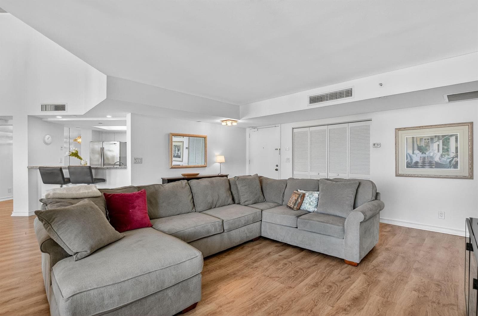 120 SE 5th Avenue 520 photo 6