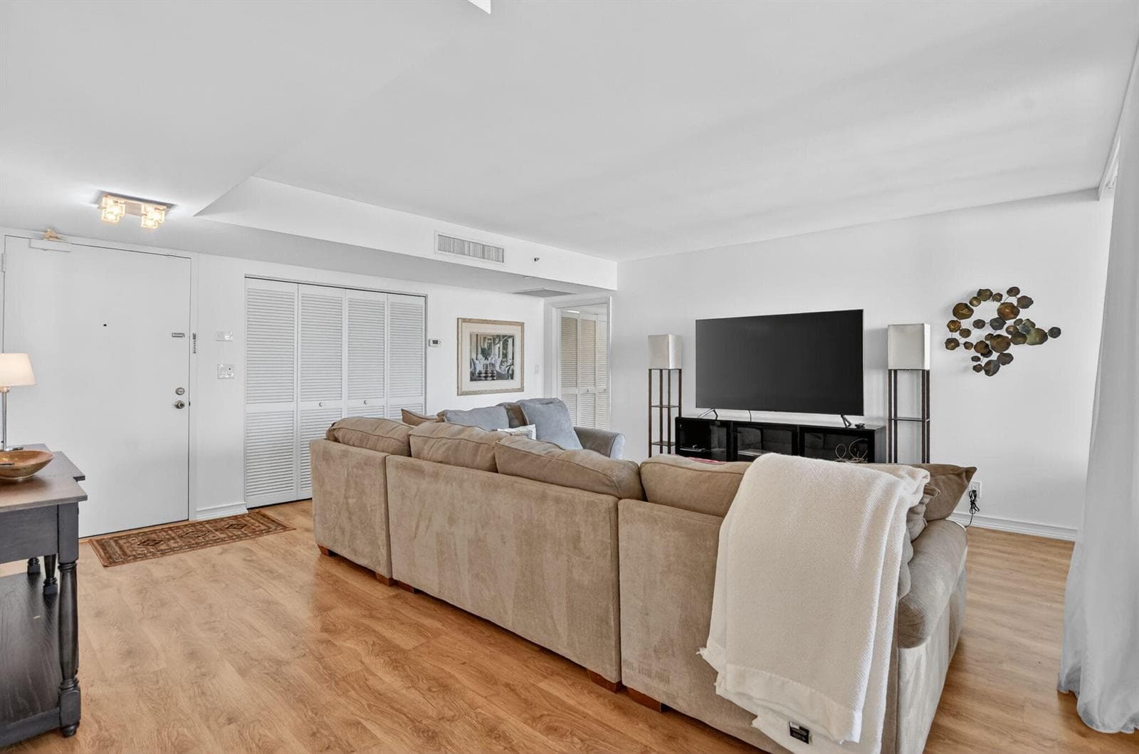 120 SE 5th Avenue 520 photo 8
