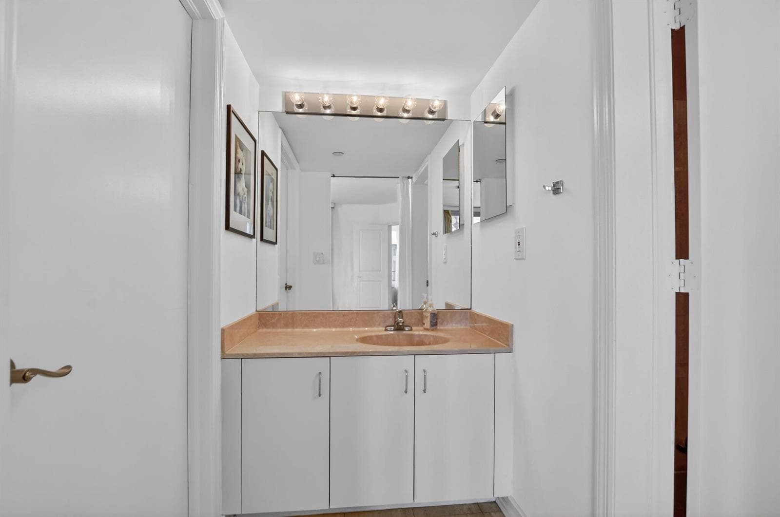 120 SE 5th Avenue 520 photo 25