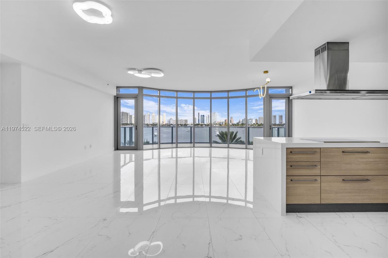 17111 Biscayne Blvd 411 photo 12