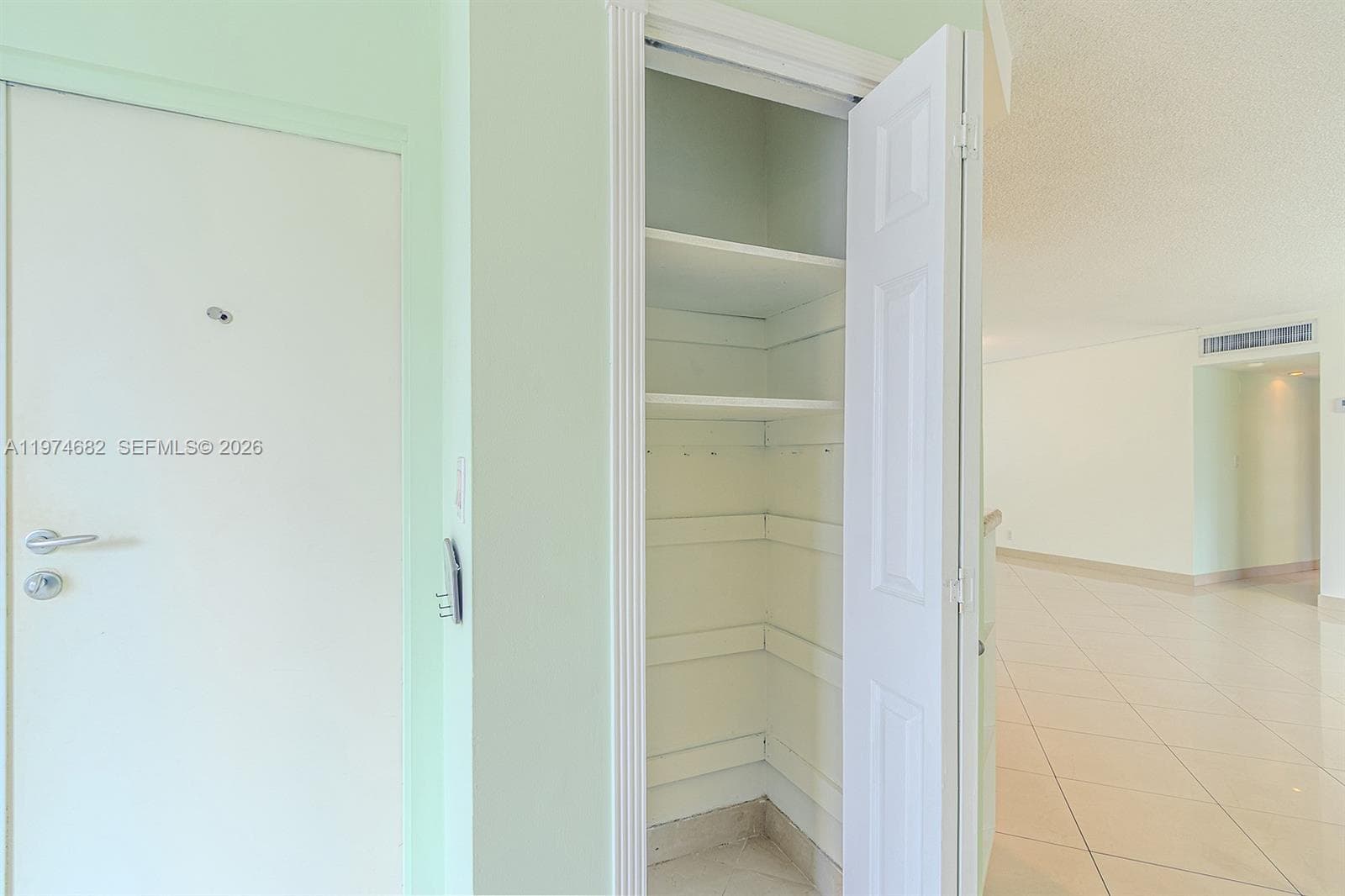 121 Golden Isles Dr 201 photo 8