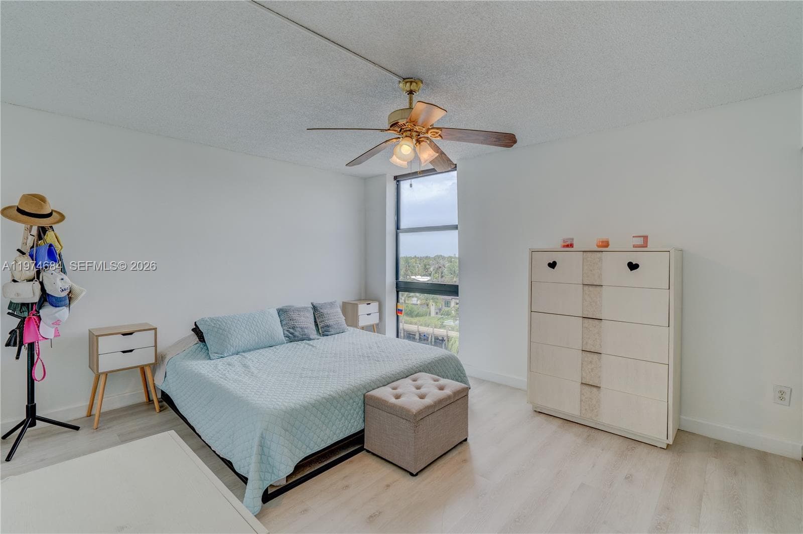 2350 NE 135th St 510 photo 13