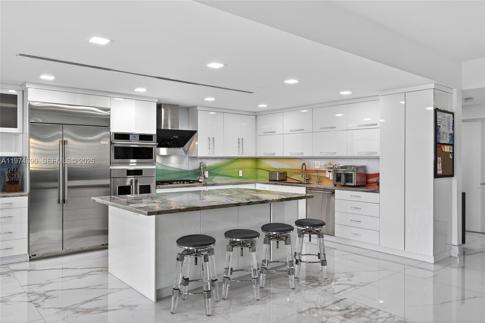 3415 N Ocean Dr 401 photo 10