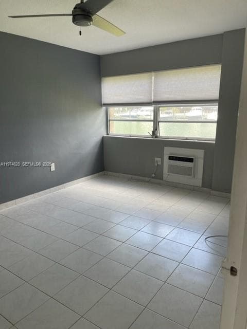 220 Kings Point Dr 103 photo 5