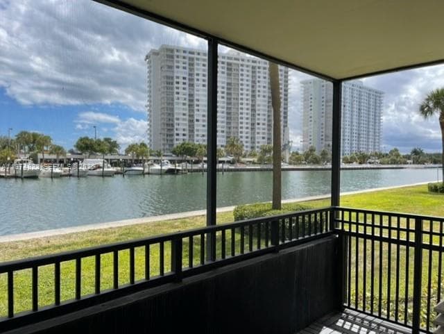 220 Kings Point Dr 103 photo 10