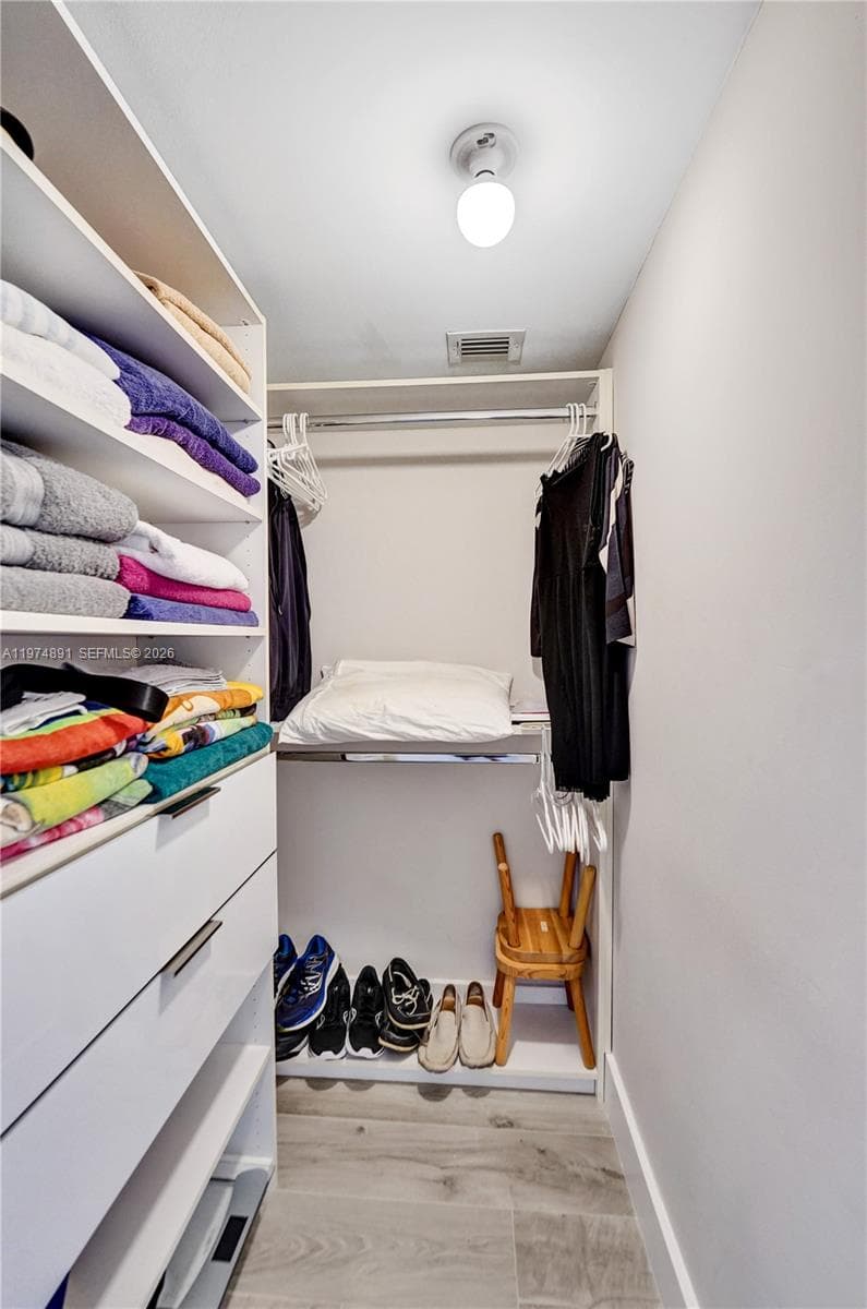 19101 36th Ct 3002 photo 19