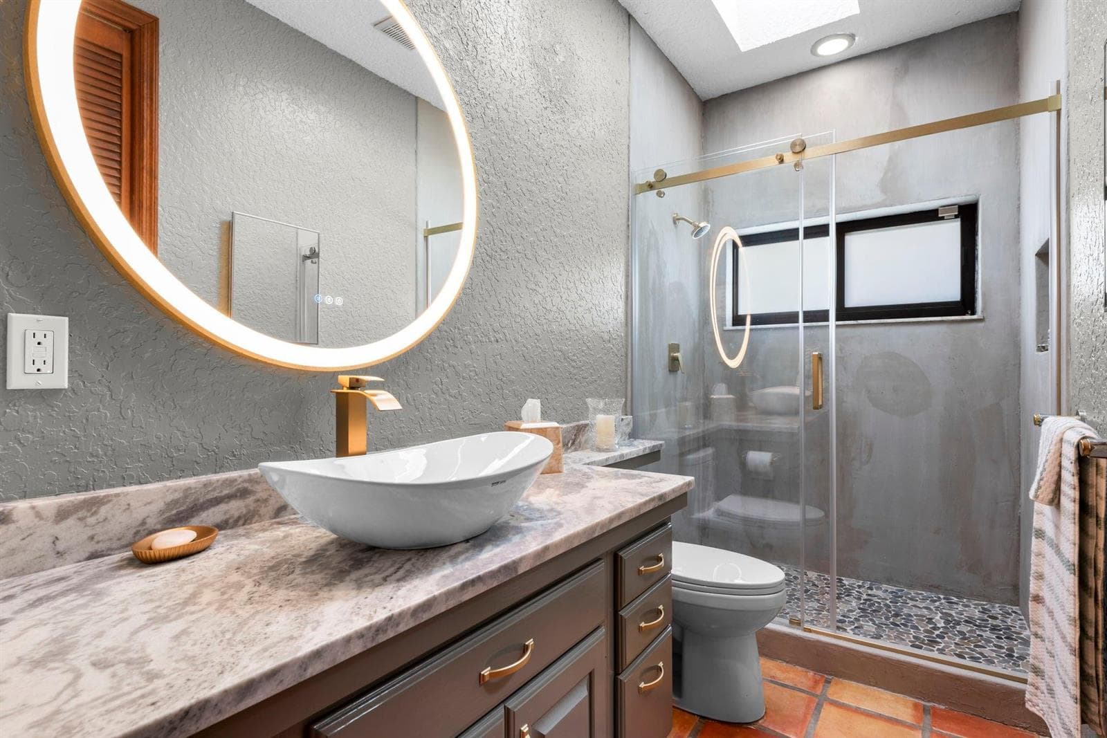 2865 NE 19th Street photo 14