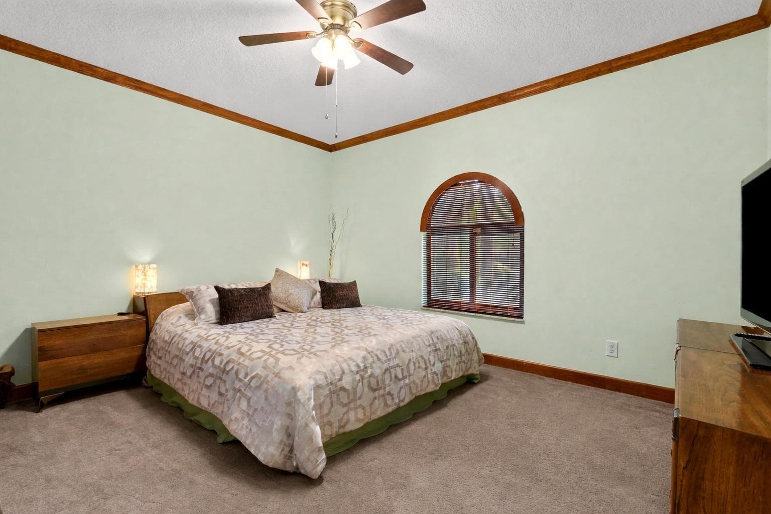2865 NE 19th Street photo 15