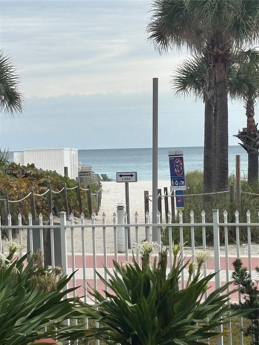 5845 Collins Ave 106 photo 10