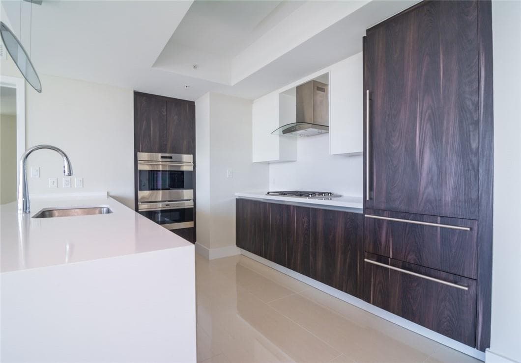 1180 N Federal Highway 1103 photo 4