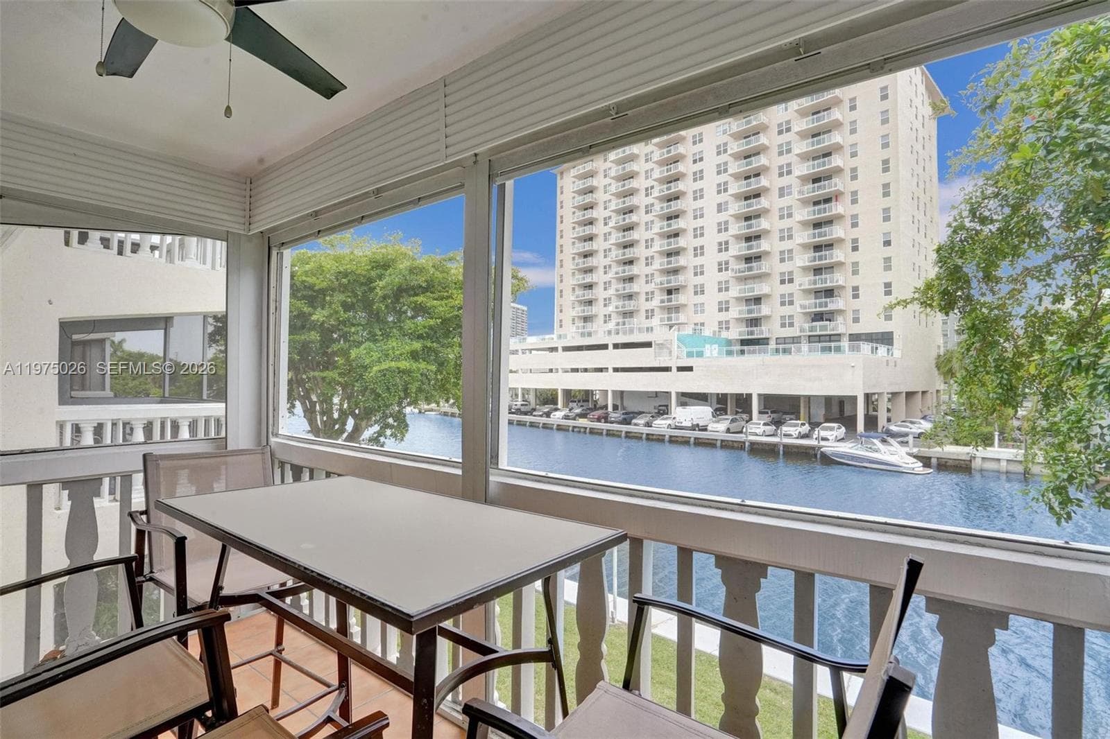 450 Paradise Isle Blvd 204 photo 1