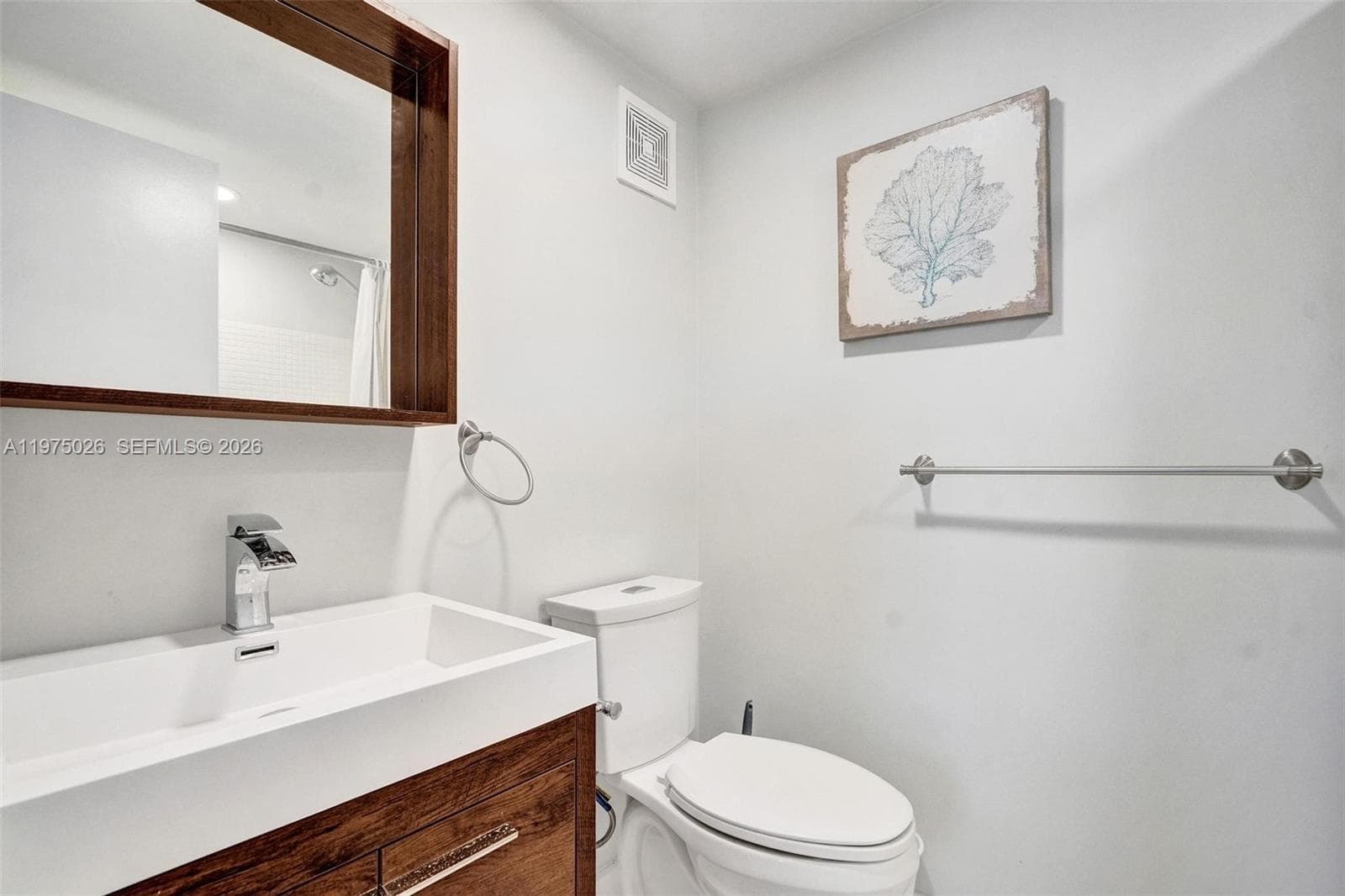 450 Paradise Isle Blvd 204 photo 25