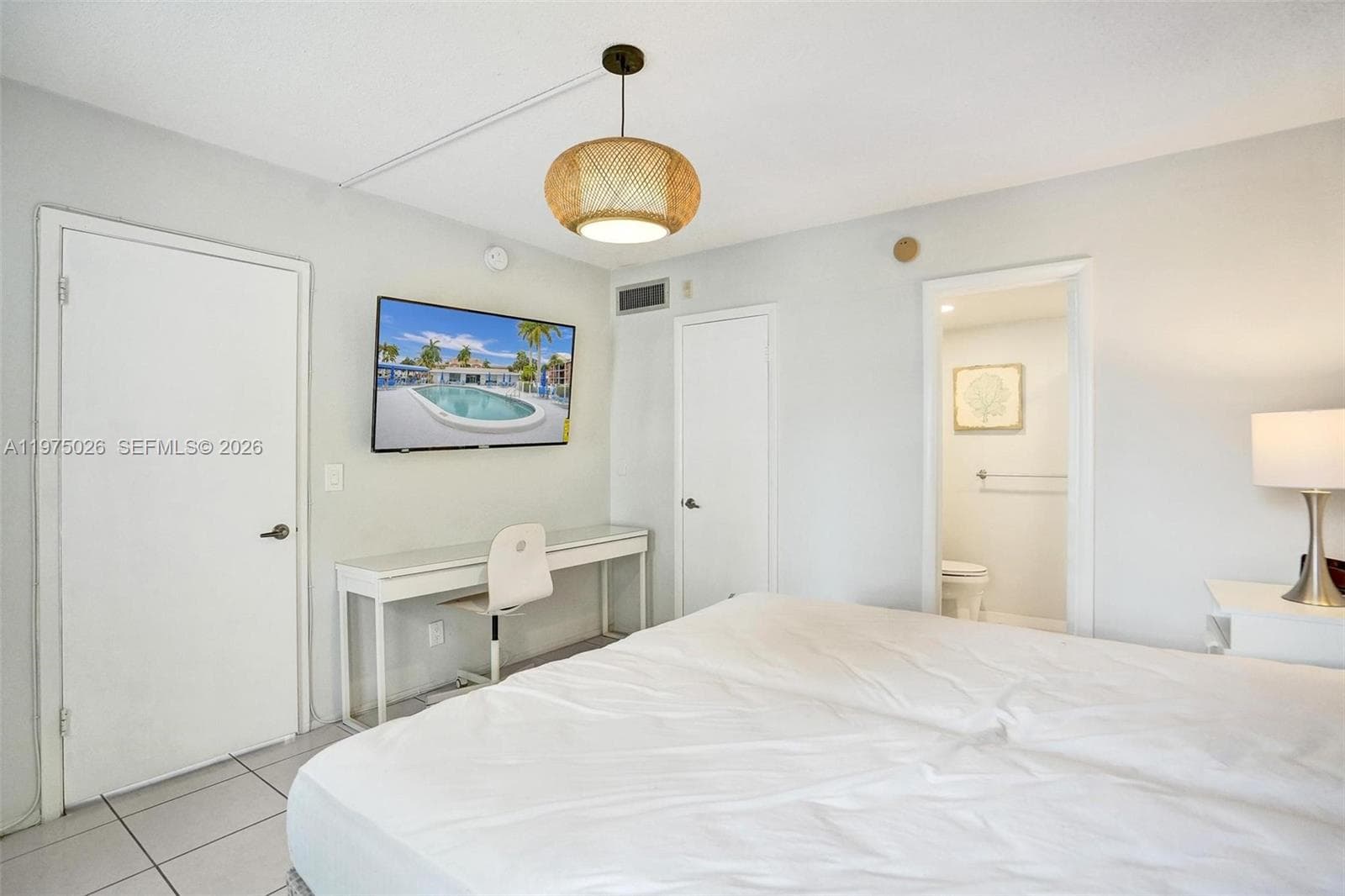 450 Paradise Isle Blvd 204 photo 21