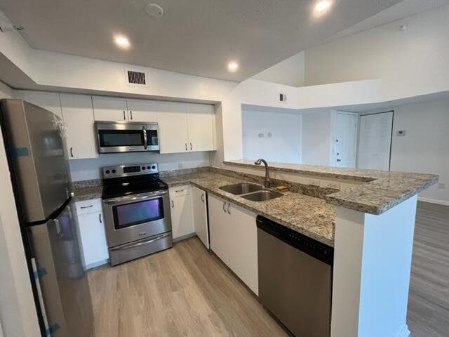 111 Yacht Club Way 305 photo 1
