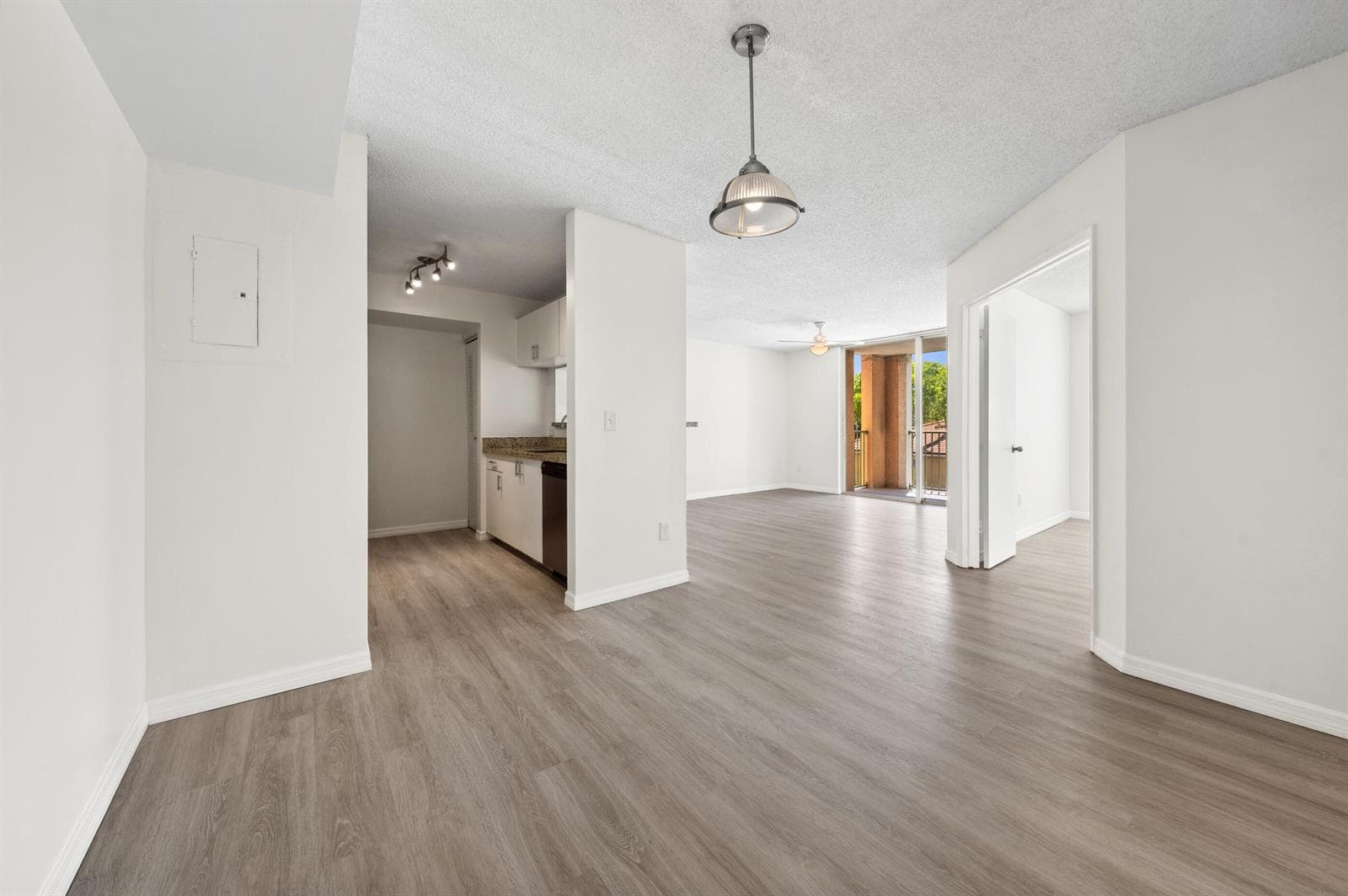 117 Yacht Club Way 205 photo 5
