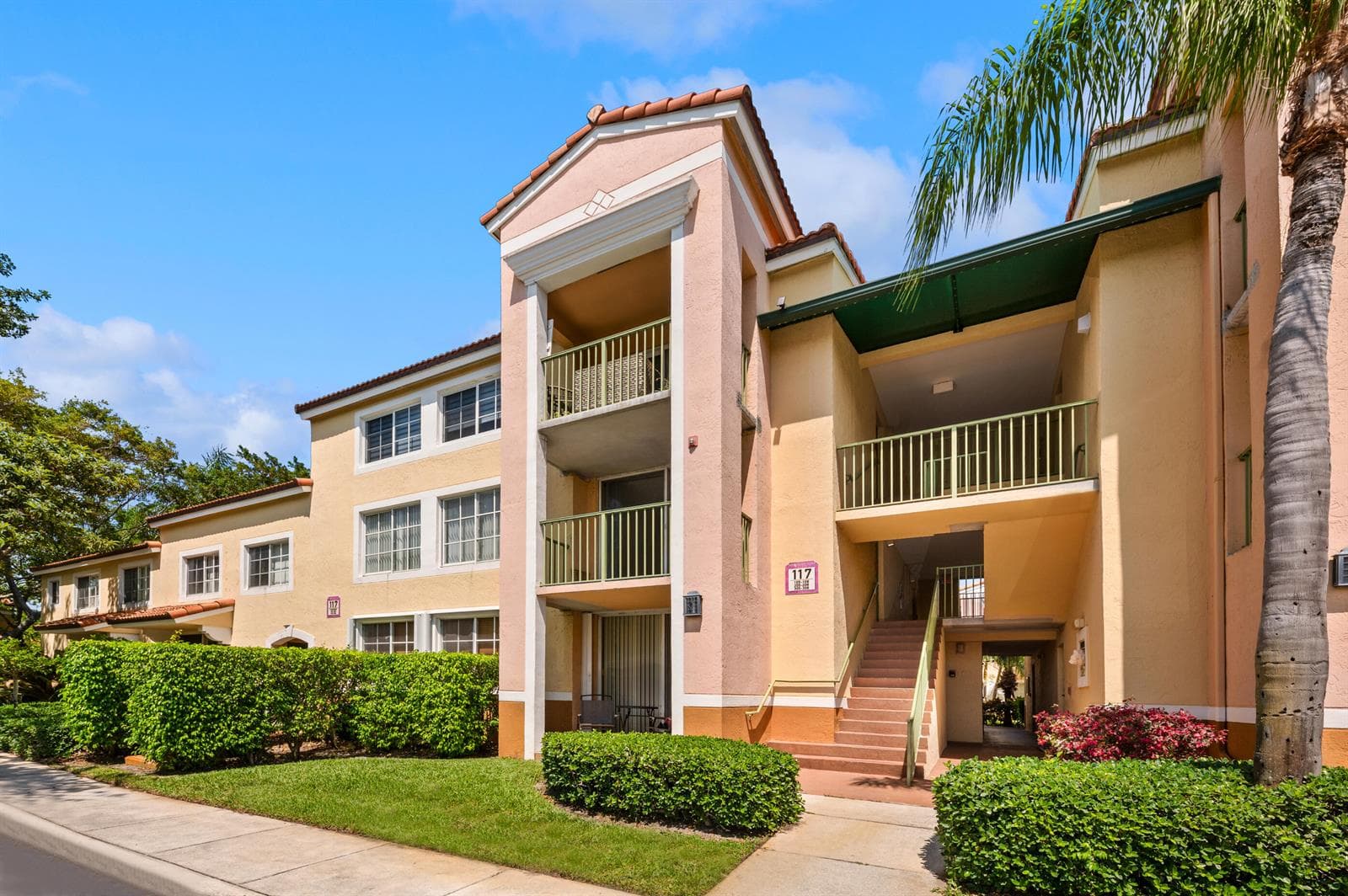 117 Yacht Club Way 205 photo 11