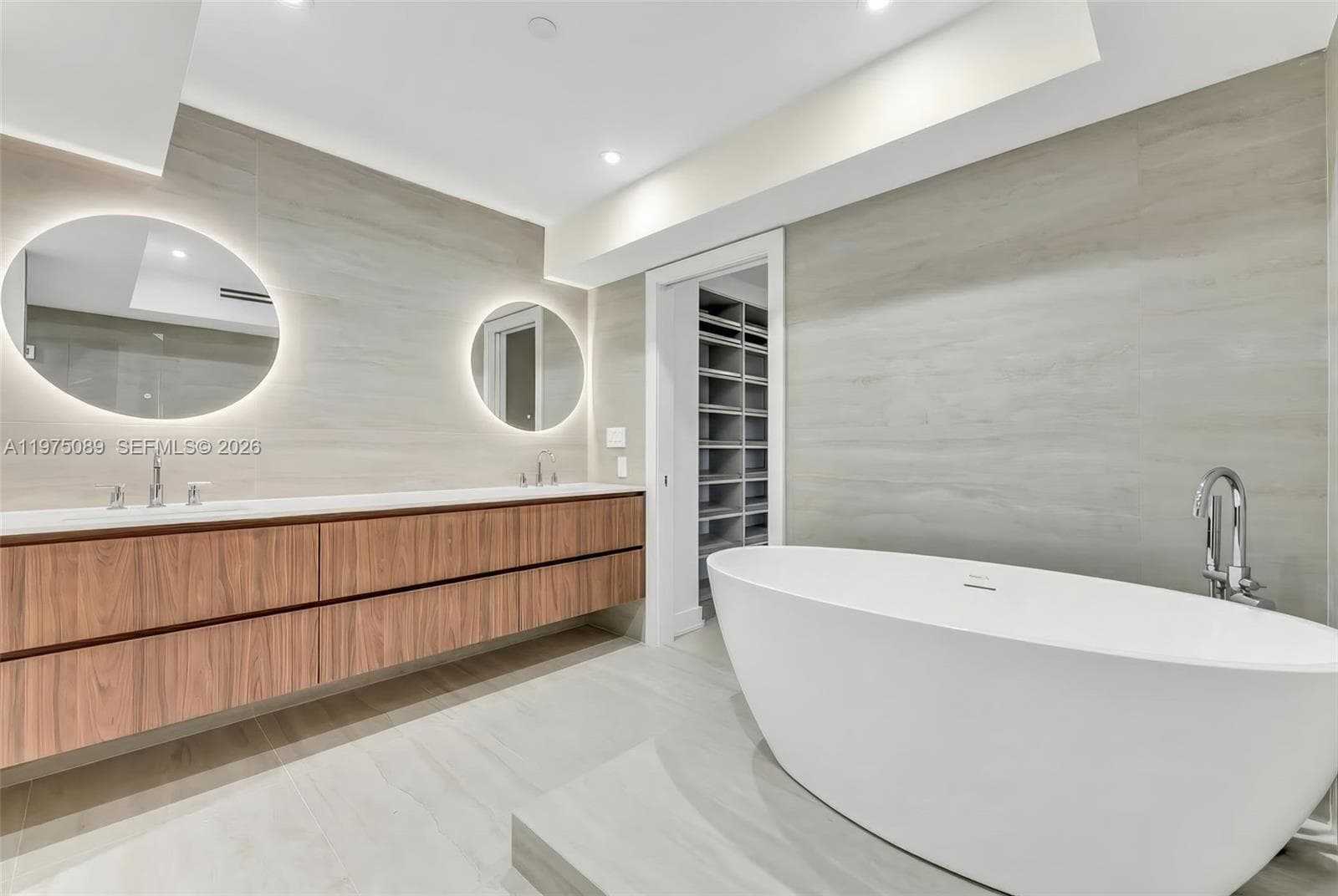 19355 Turnberry Way 4K photo 13