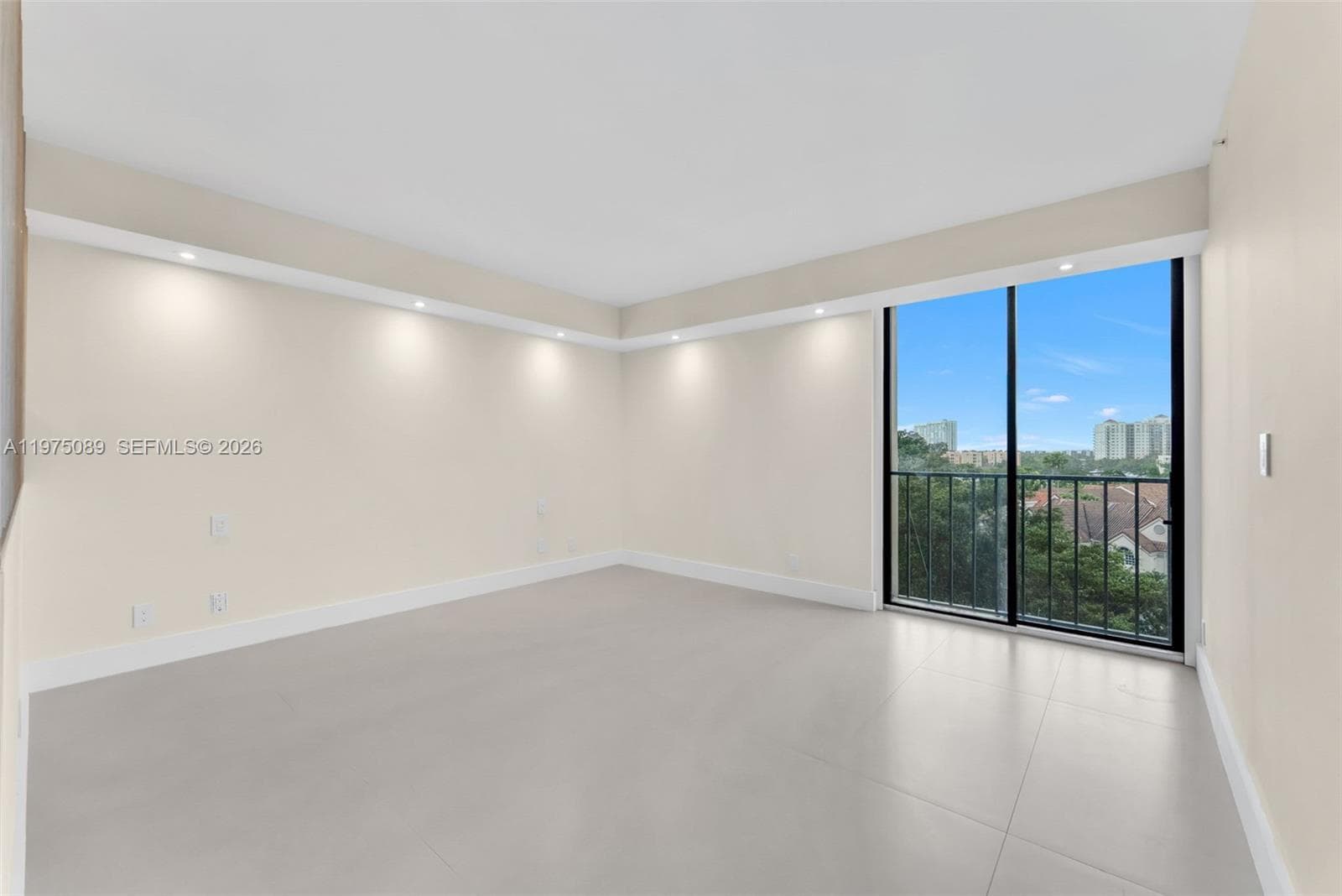 19355 Turnberry Way 4K photo 15