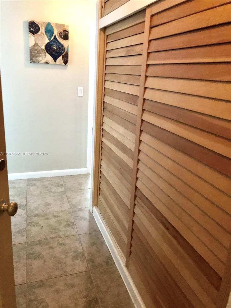 1408 Brickell Bay Dr 404 photo 6