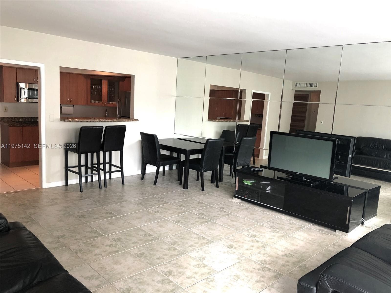 1408 Brickell Bay Dr 404 photo 3