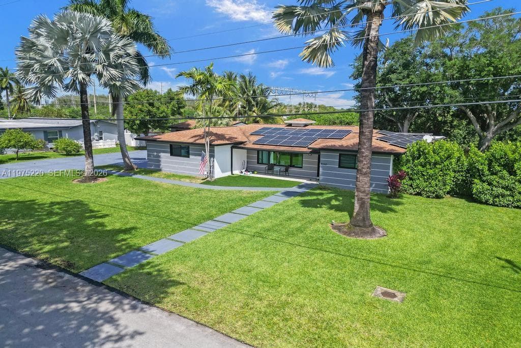 4660 37th Ave photo 3
