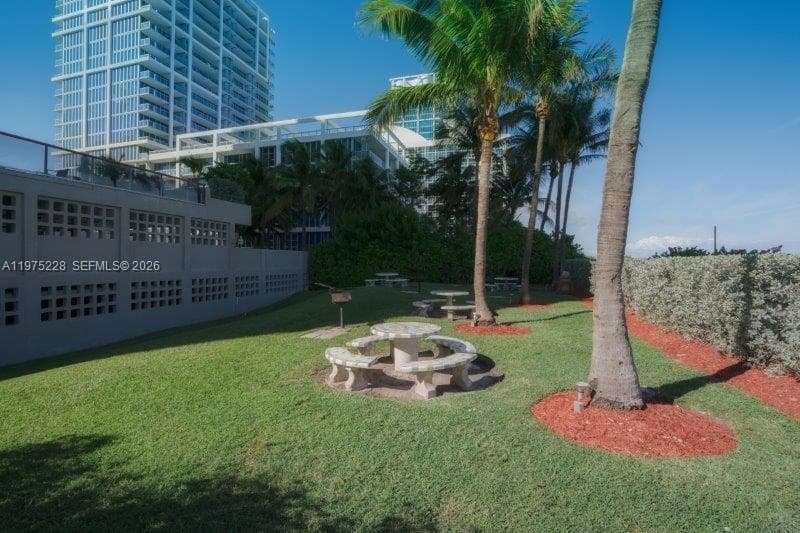 6767 Collins Ave 706 photo 23