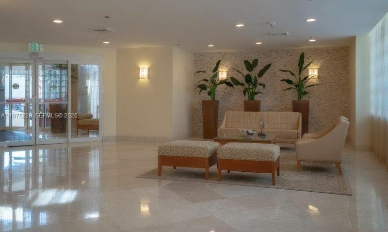 6767 Collins Ave 706 photo 24
