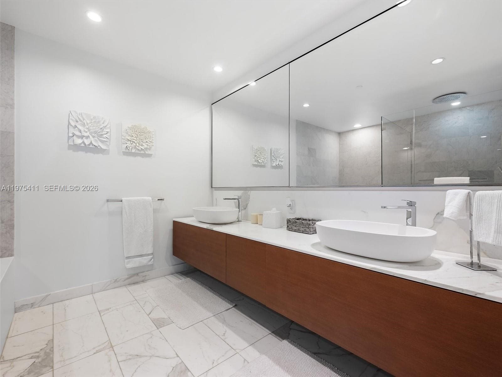 10203 Collins Ave 1105 photo 16