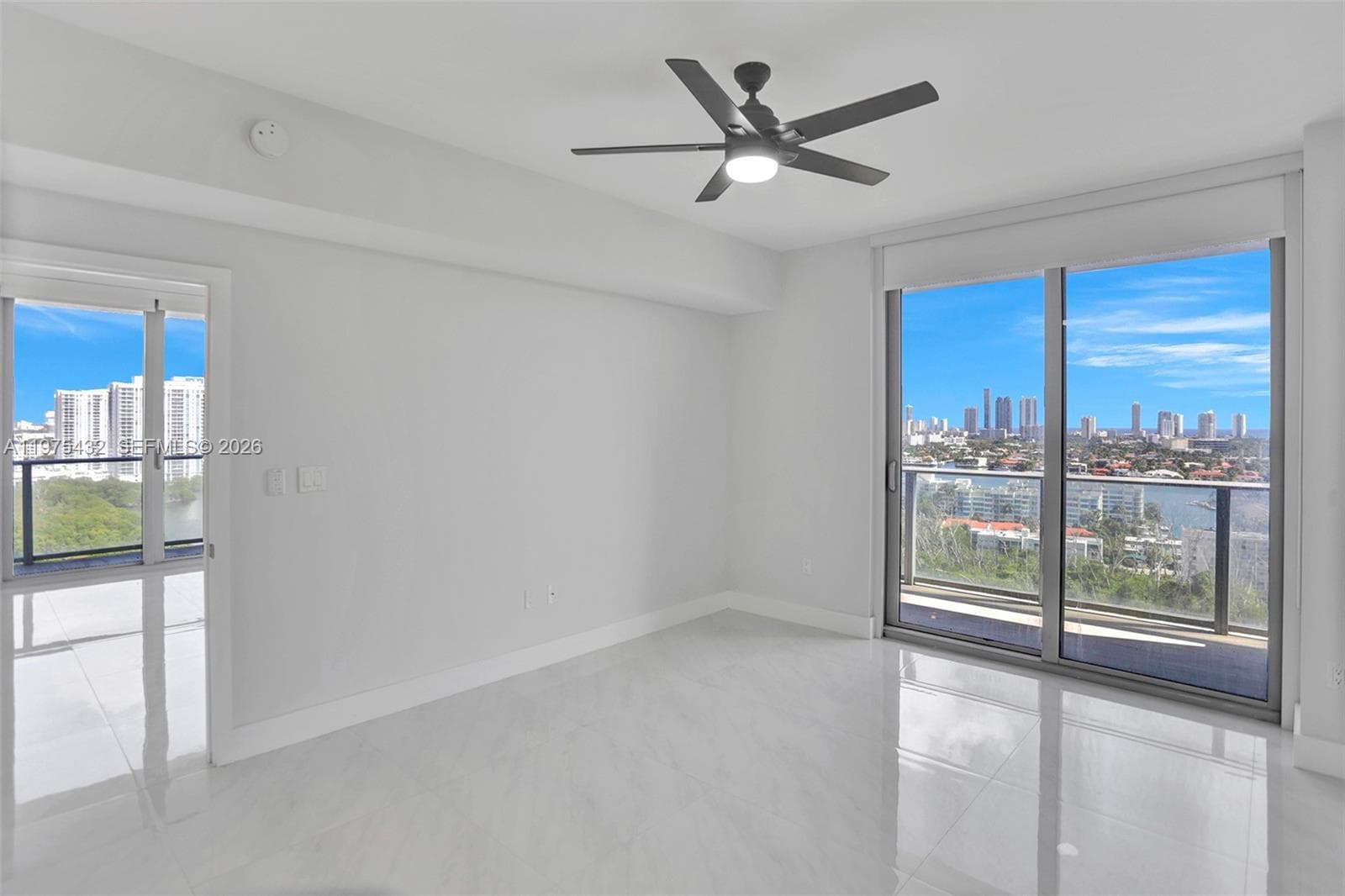 16385 SE Biscayne Blvd 1815 photo 5