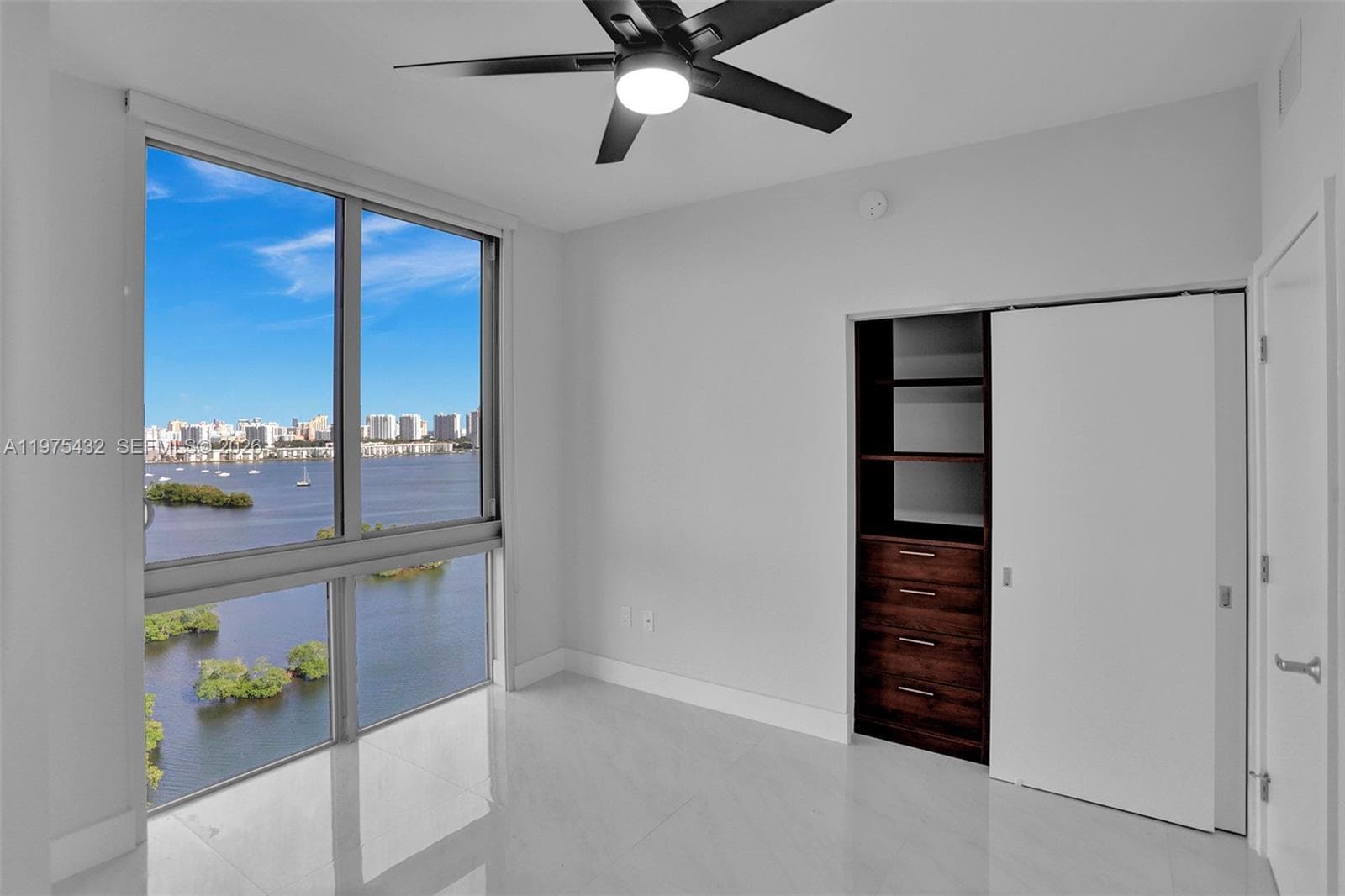 16385 SE Biscayne Blvd 1815 photo 9