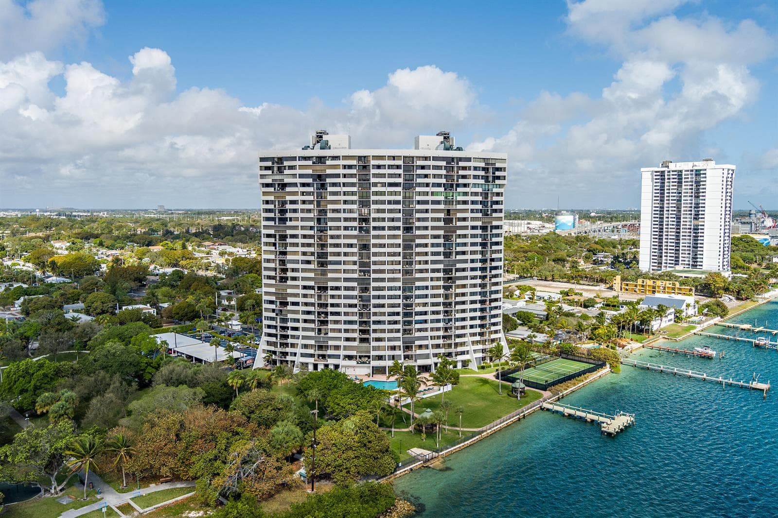 5200 N Flagler Drive 404 photo 16