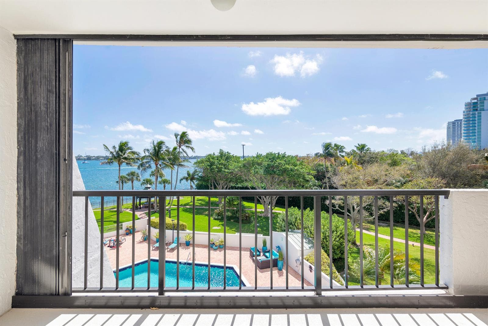 5200 N Flagler Drive 404 photo 12