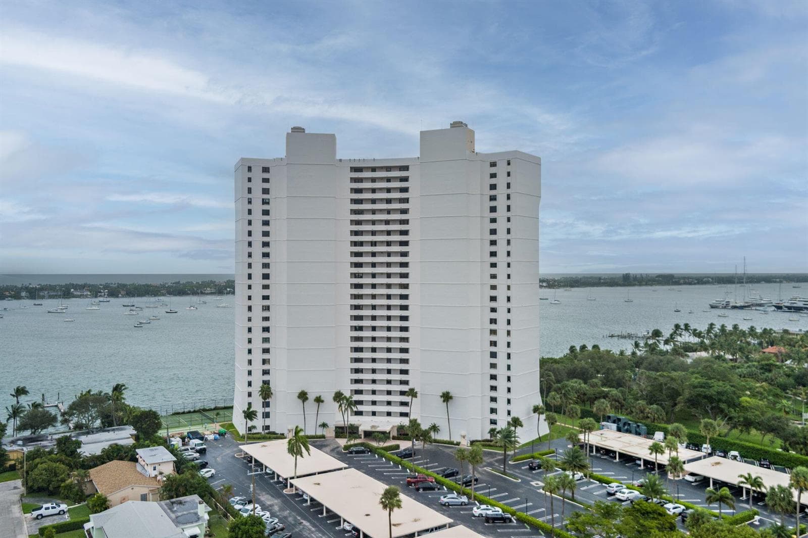 5200 N Flagler Drive 404 photo 1