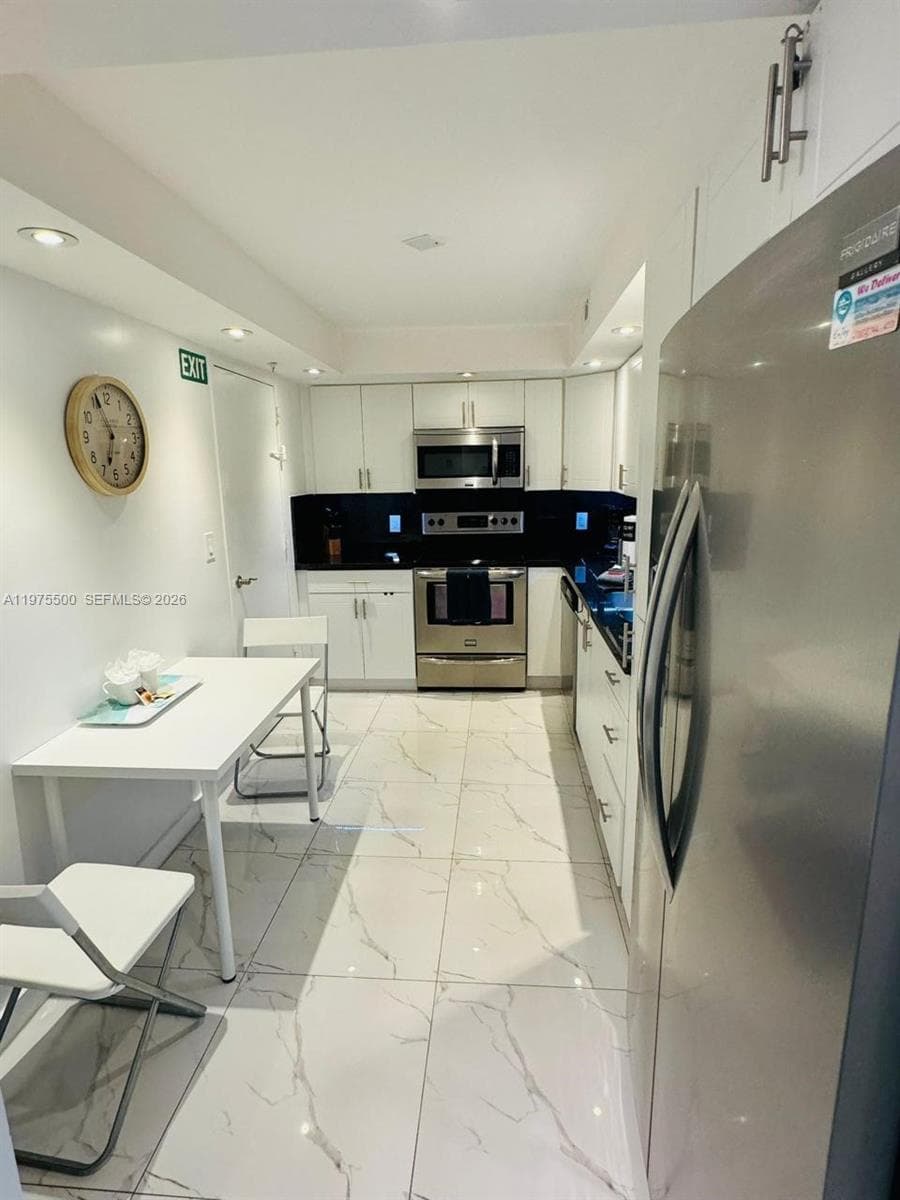 3901 S Ocean Dr 10G photo 13