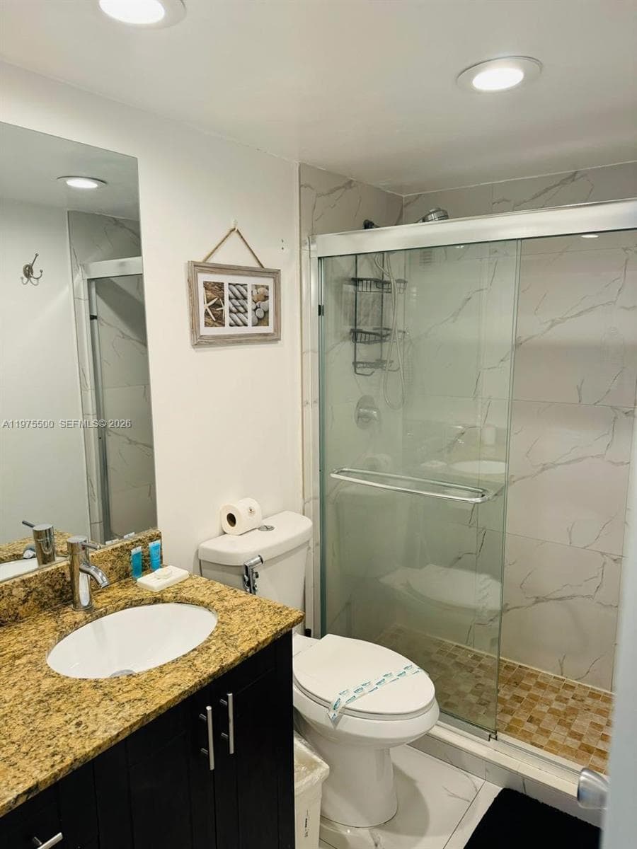 3901 S Ocean Dr 10G photo 7