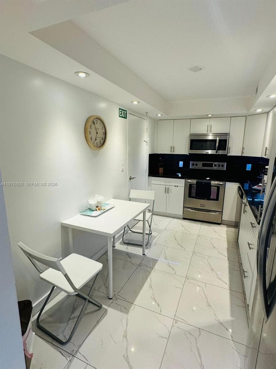 3901 S Ocean Dr 10G photo 14