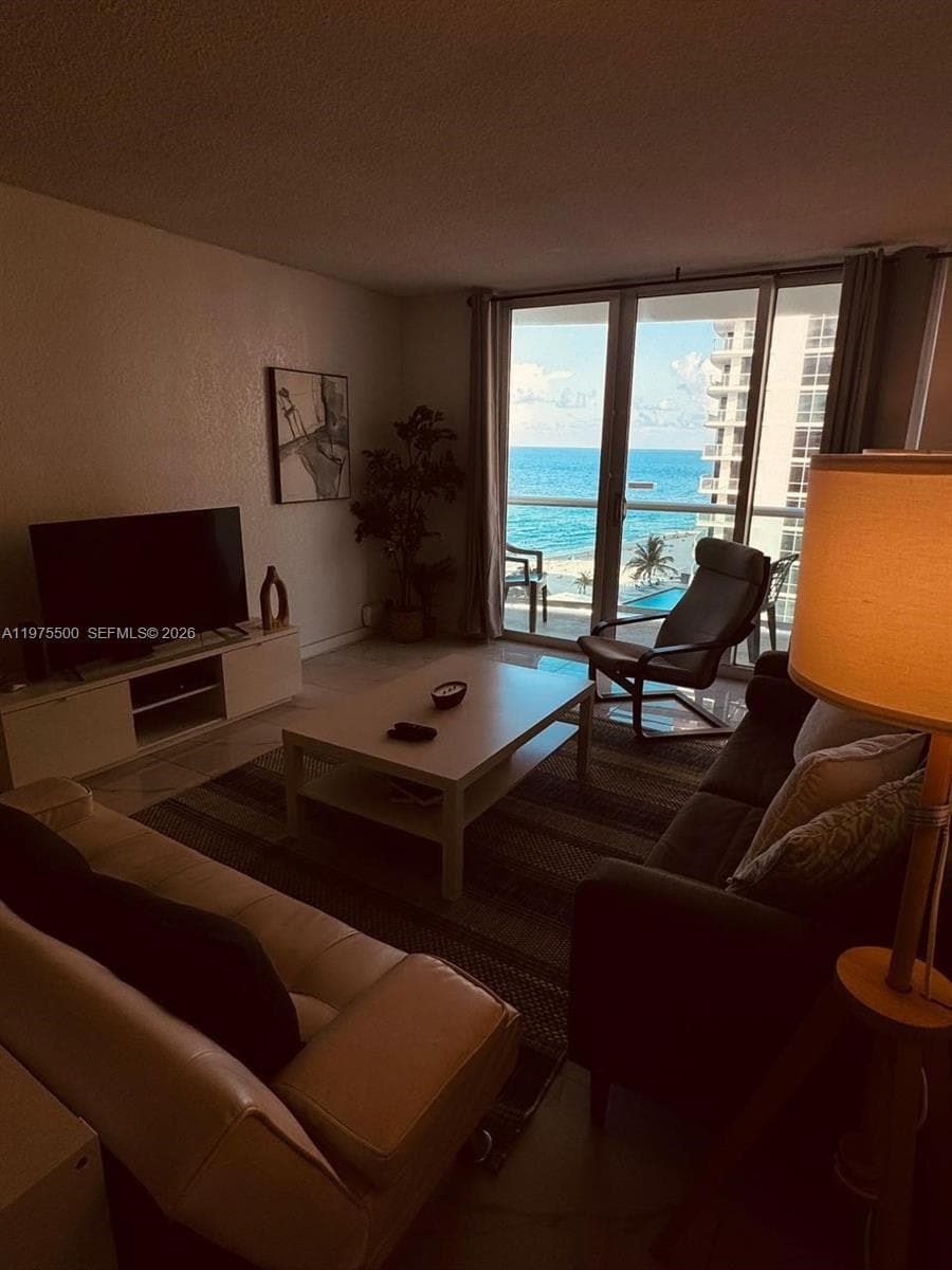 3901 S Ocean Dr 10G photo 19