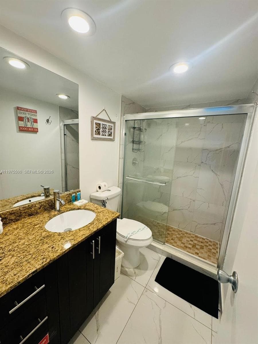 3901 S Ocean Dr 10G photo 8