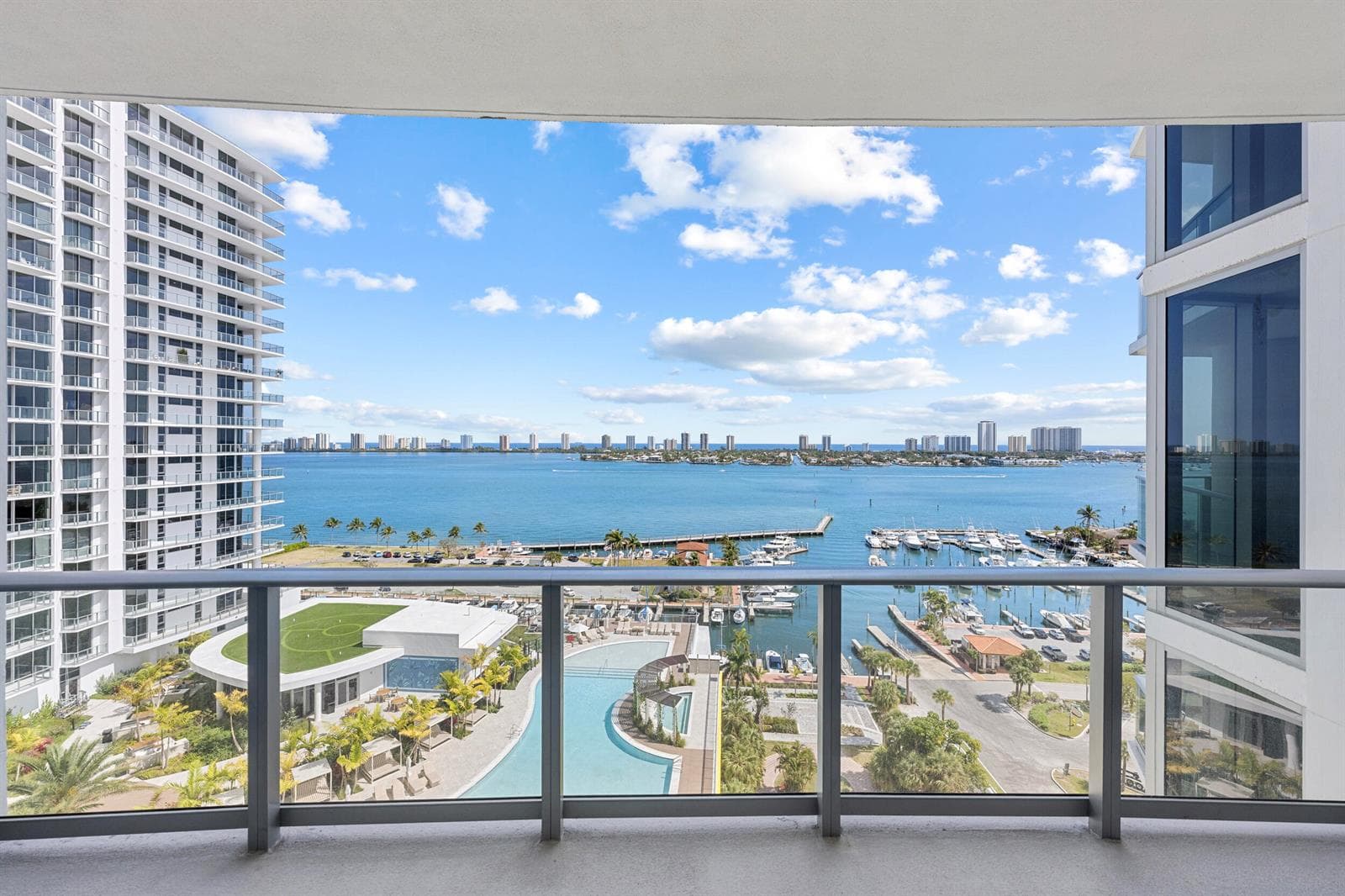 220 Lake Shore Drive 1410 photo 15