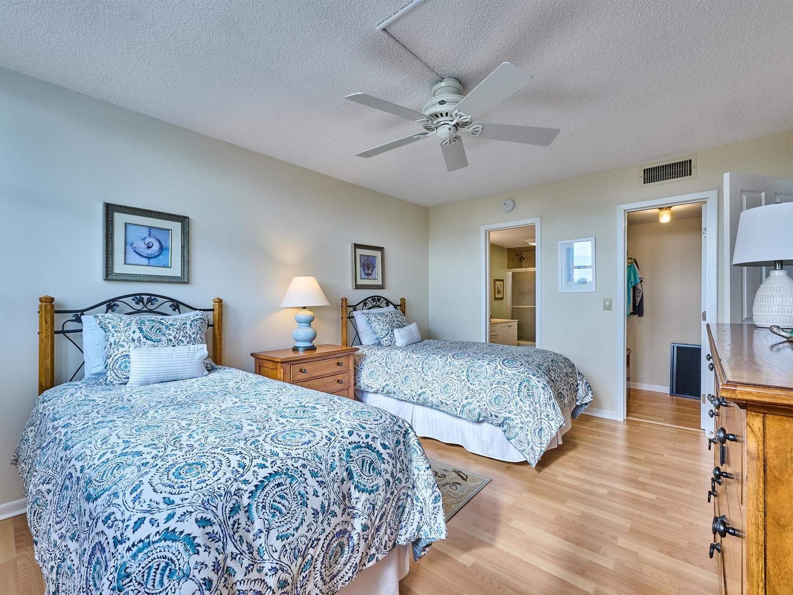 336 Golfview Road 605 photo 11