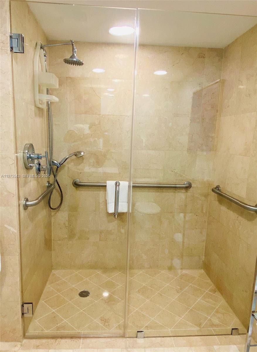 2670 E Sunrise Blvd 1402 photo 16