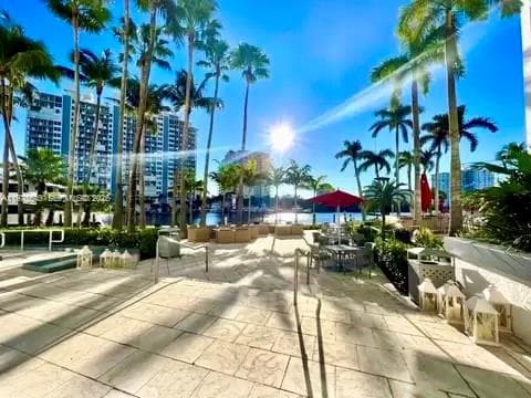 2670 E Sunrise Blvd 1402 photo 8